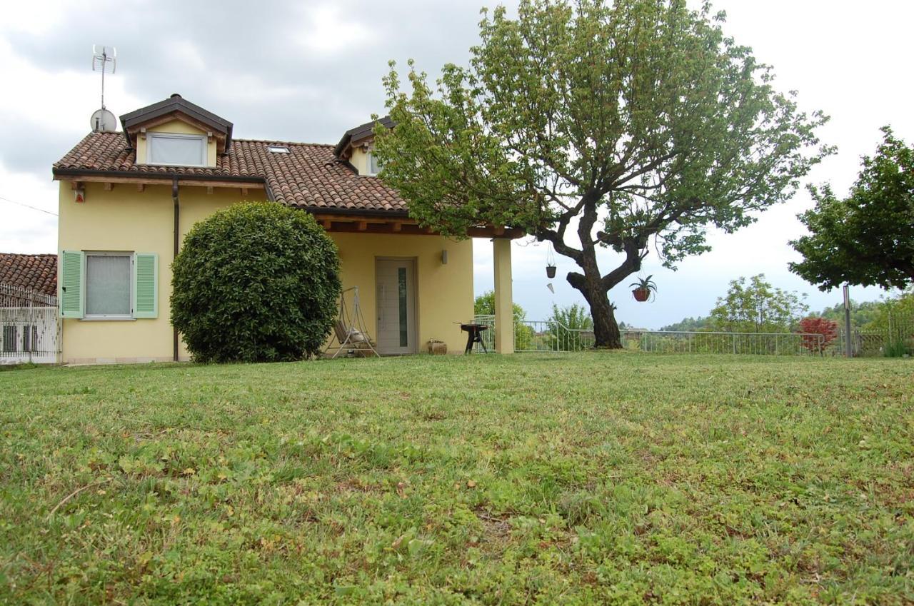 Monferrato Asti-Luminosa Villa CastellʼAlfero المظهر الخارجي الصورة